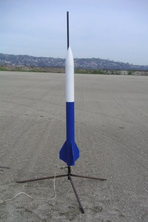 Madcow Rocketry Super DX3